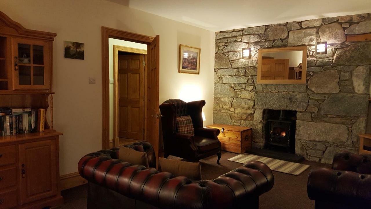 The Old Convent Holiday Apartments Fort Augustus Exterior photo